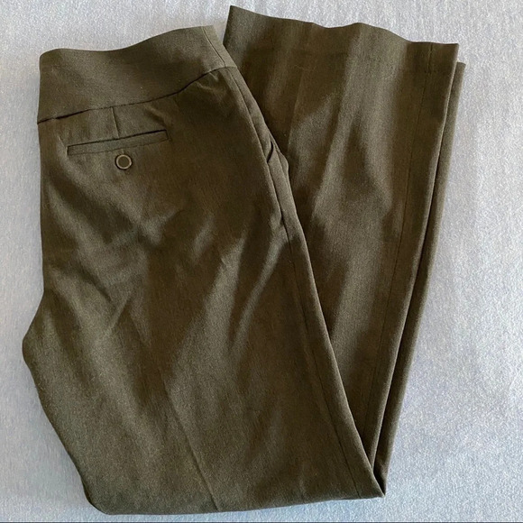 Adrienne Vittadini - Dress Pants - Size 8P - Picture 1 of 4